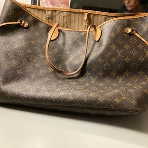 Louis Vuitton Neverfull